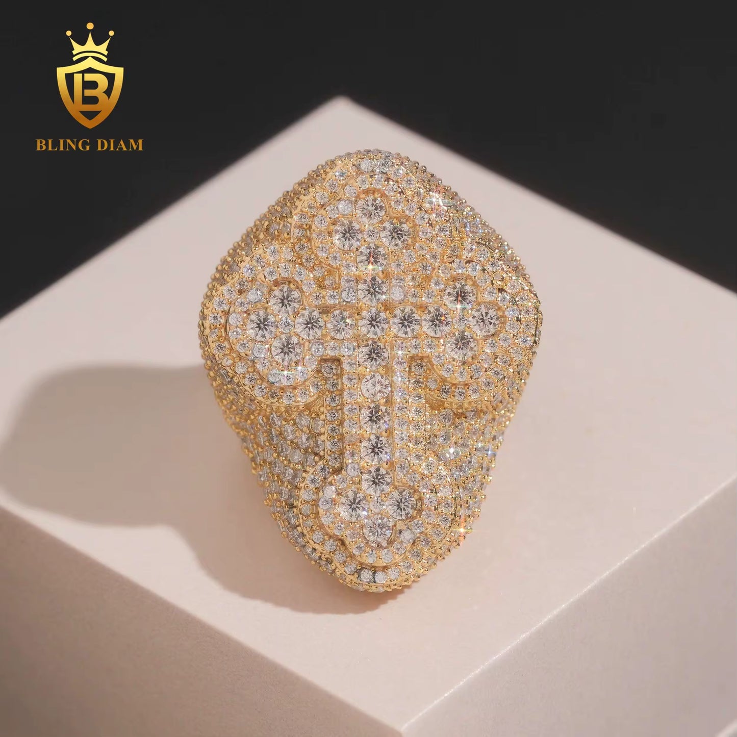 Cross baguette-cut moissanite ring