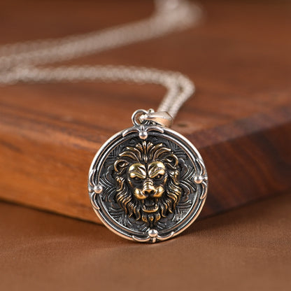 Lion Round Necklace