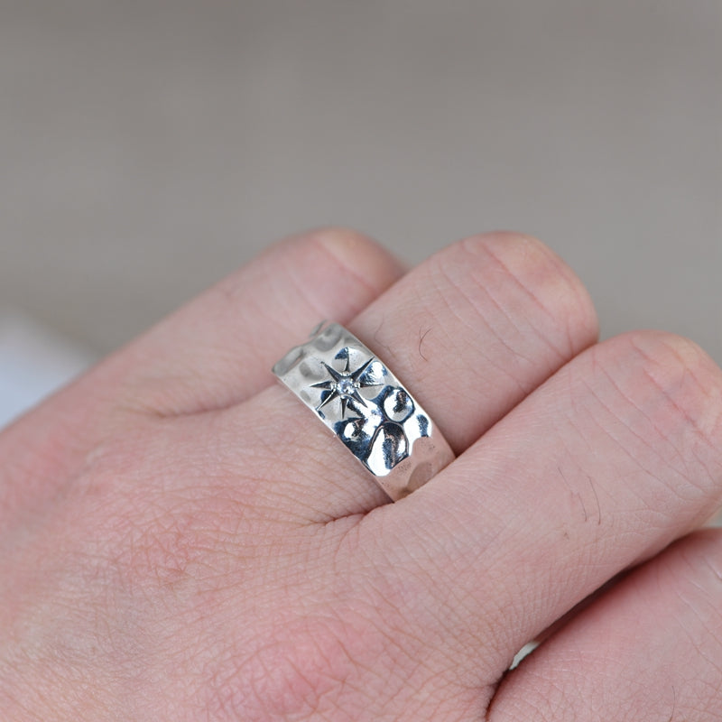 Hammer Zircon Star ring