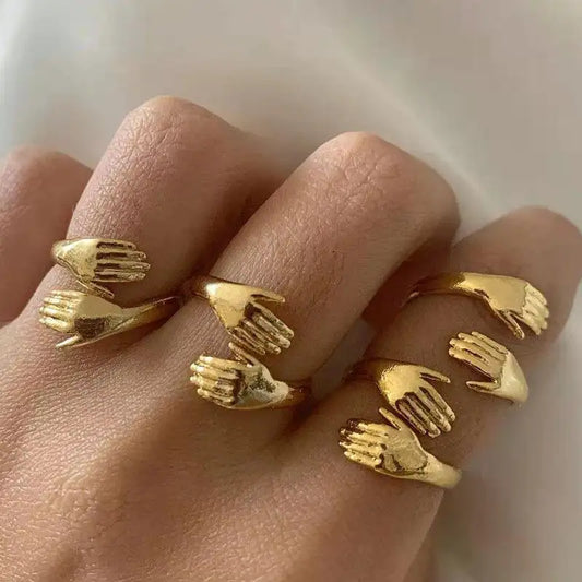 Hug Finger Ring