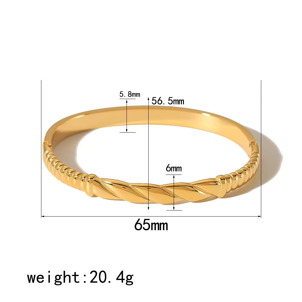 Twisted Cuff Bangle Luxury Bracelet