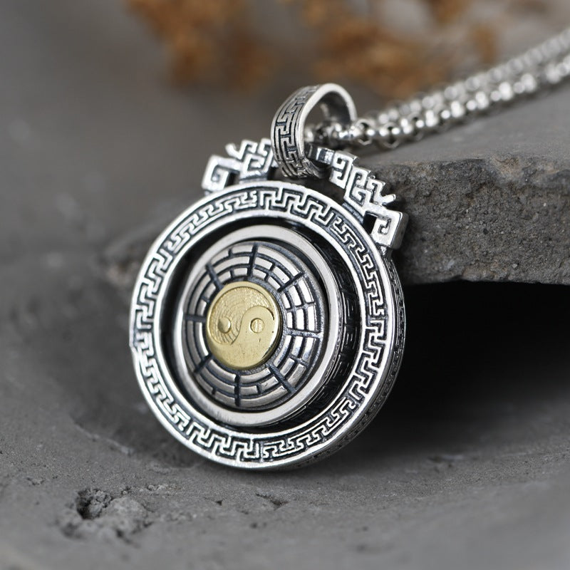 Rotating Pendant Necklace
