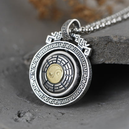 Rotating Pendant Necklace
