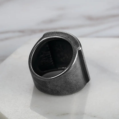 Turkish Triangle Ring