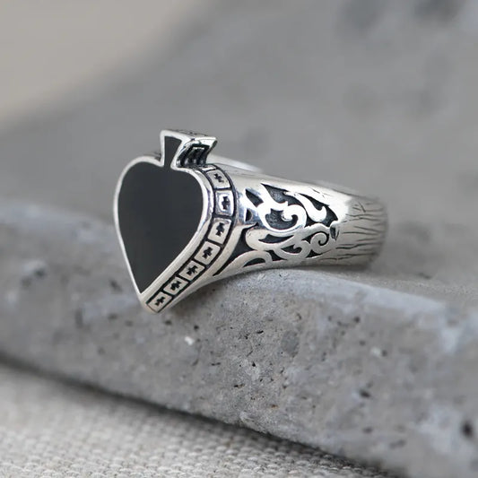 Retro Spade Ring