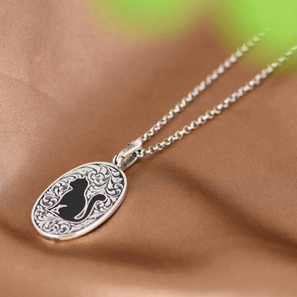 the Cute Cat Necklace