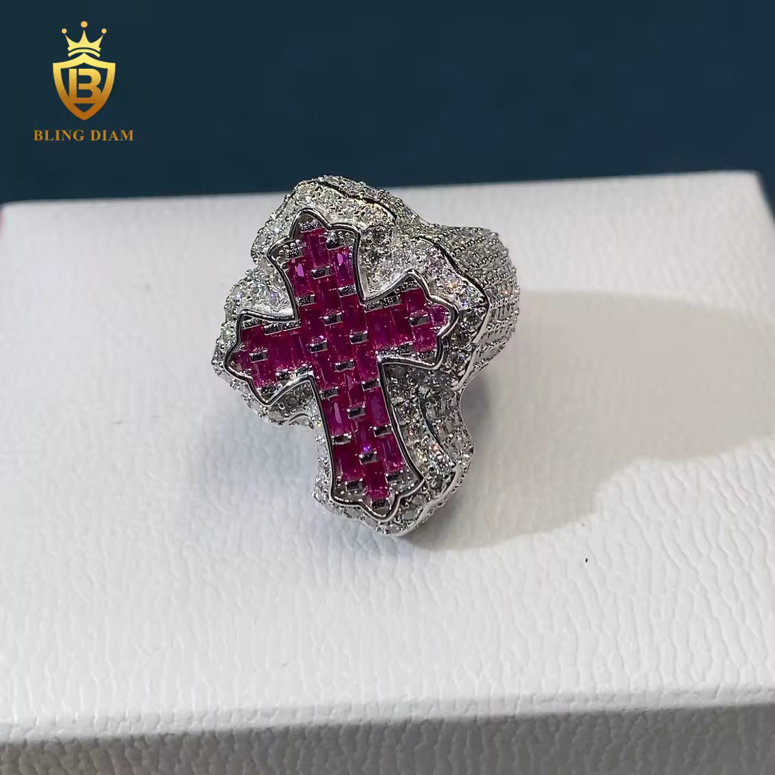 Baguette-cut cross ring
