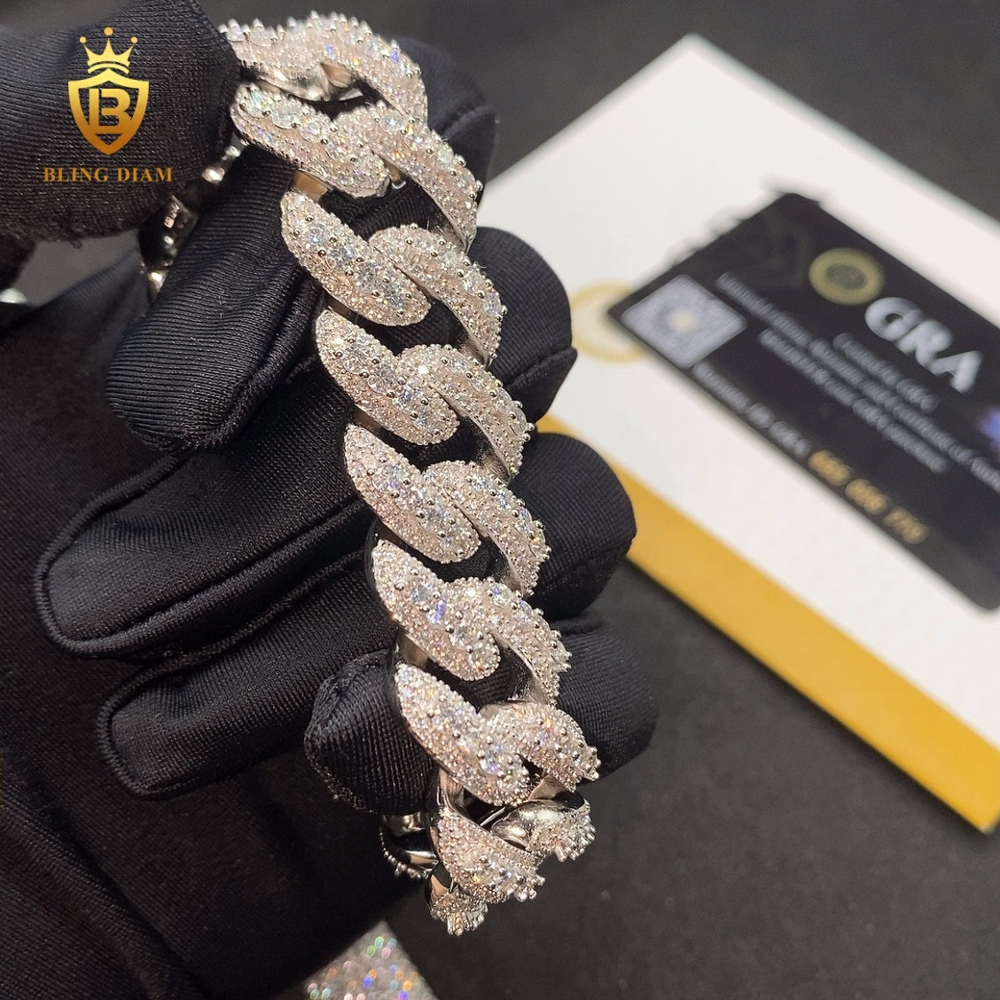 Raised Pointer Moissanite Cuban Link Bracelet