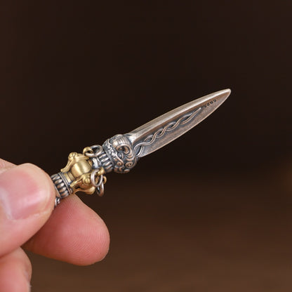 Sword Necklce