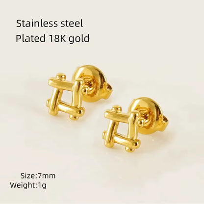 Heart-shaped Stud Earrings