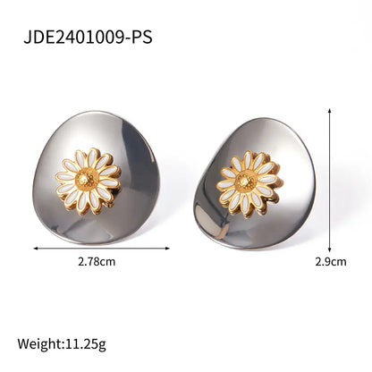 Daisy Flower Stud Earrings