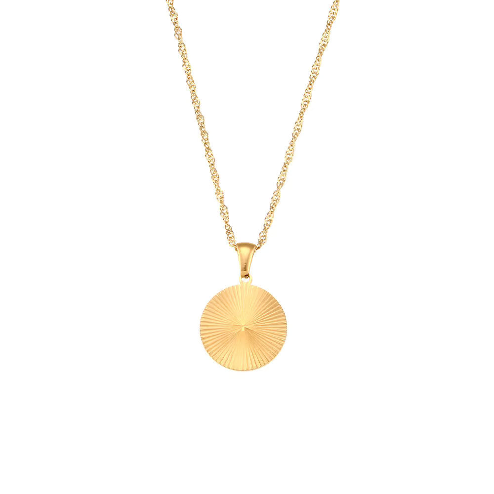 Shiny Geometric Pendant Necklace