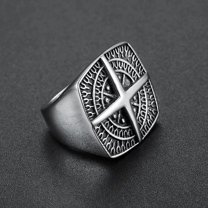 Vegvisir Compass Ring