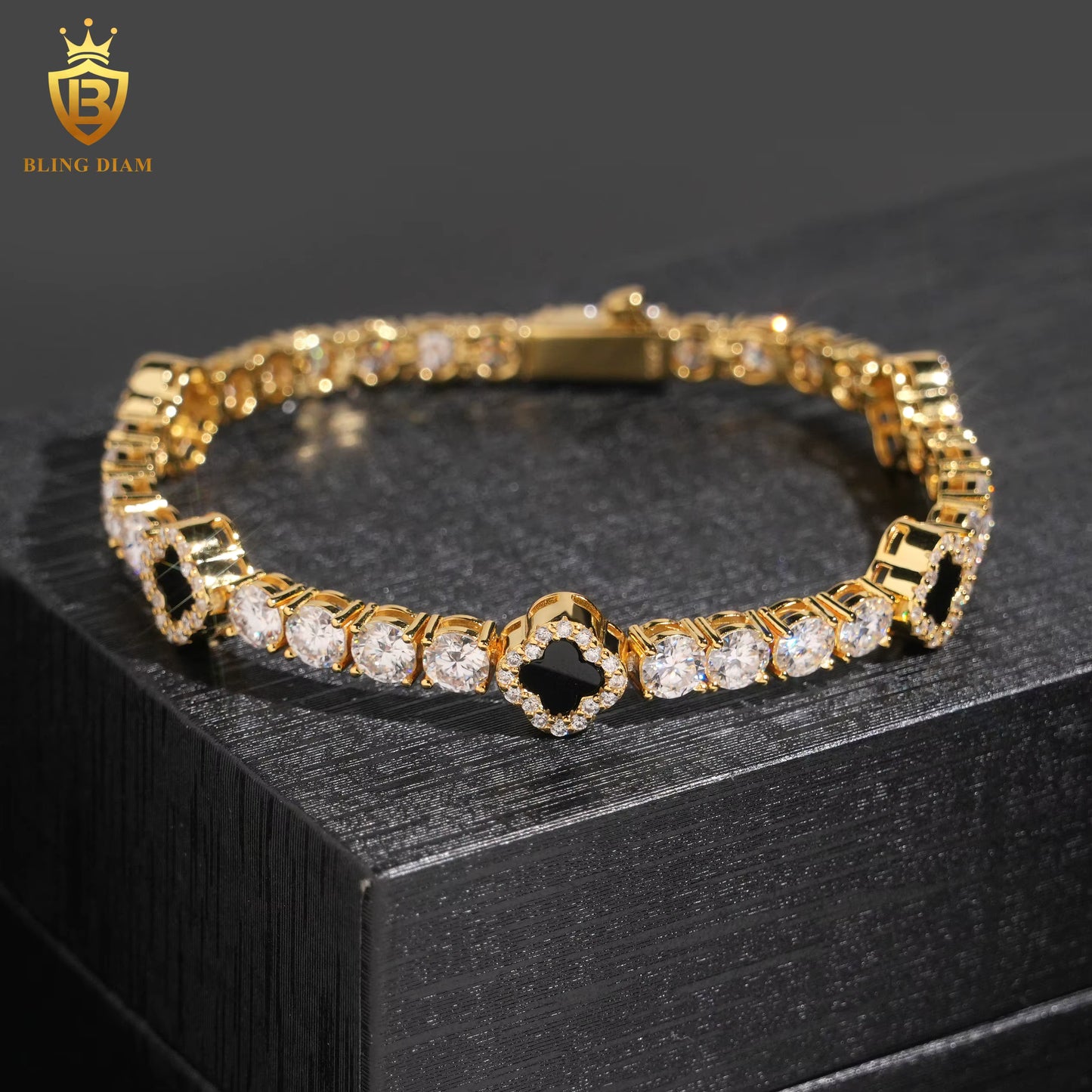 Clover Moissanite Tennis Bracelet
