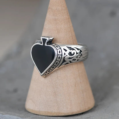 Retro Spade Ring