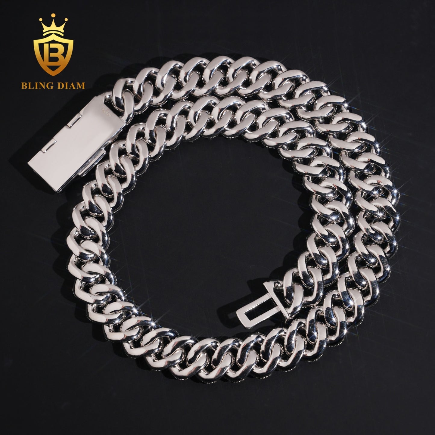 18MM VVS moissanite Baguette Cut Cuban Chain