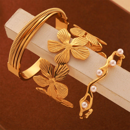 Flower Pearl Bangle Bracelet
