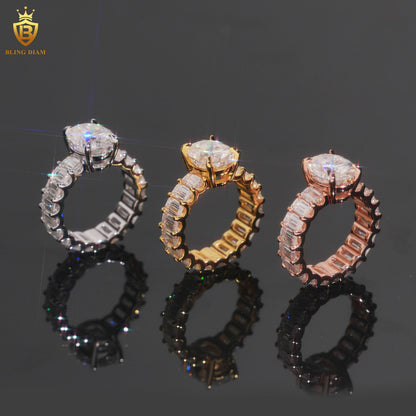 Oval-cut moissanite ring