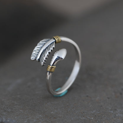 Retro Arrow Rings