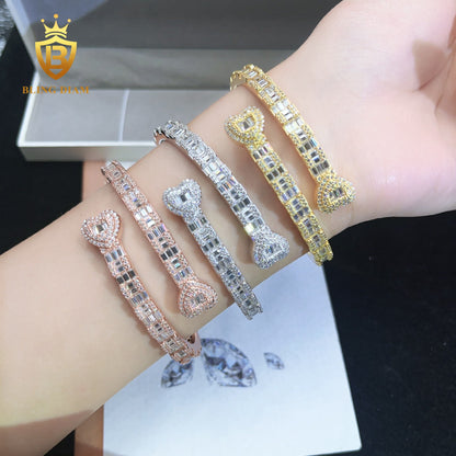 Rose Gold Heart Moissanite Bangle