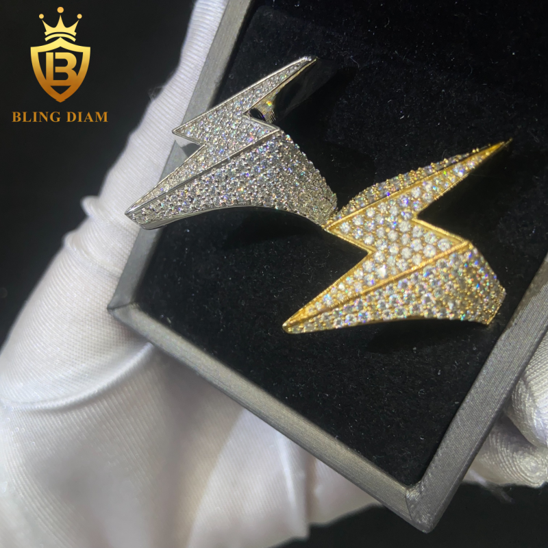 lightning-shape moissanite ring
