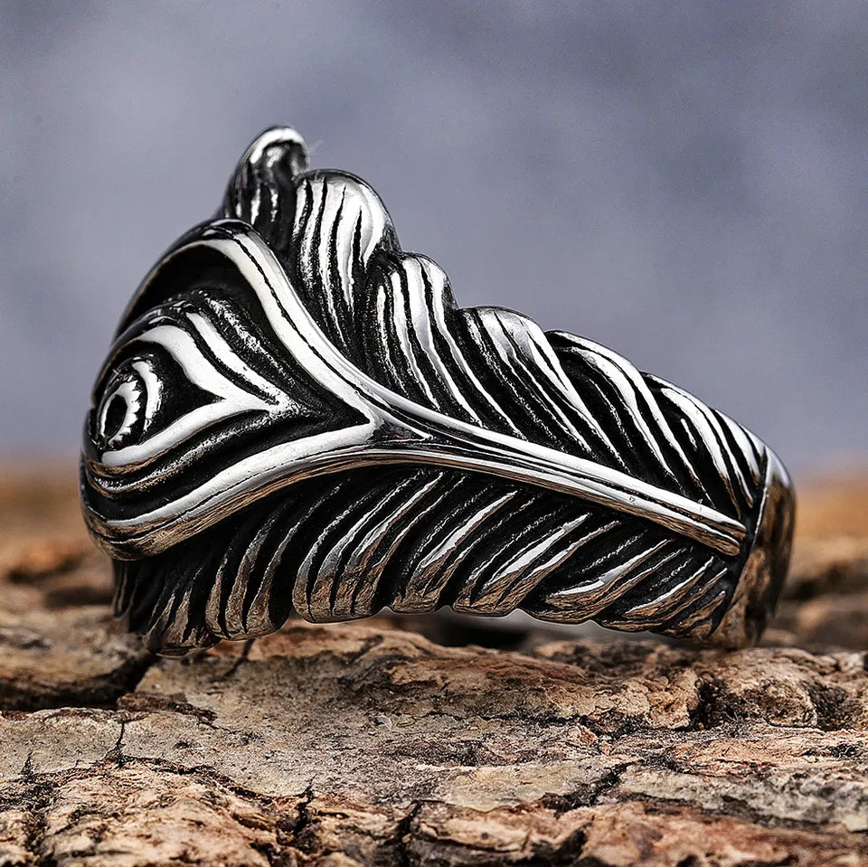 Peacock feather eye ring