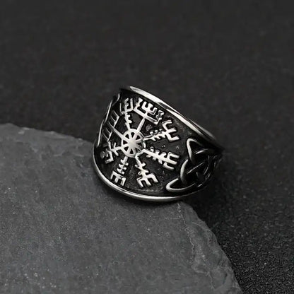 Nordic Viking compass Vegvisir Celtic Knot ring