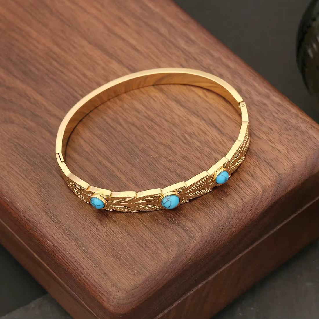 Blue Eye Snake Bracelet