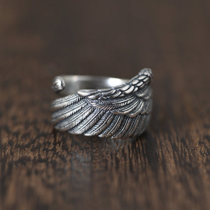 Rock wings Feather Adjustable ring
