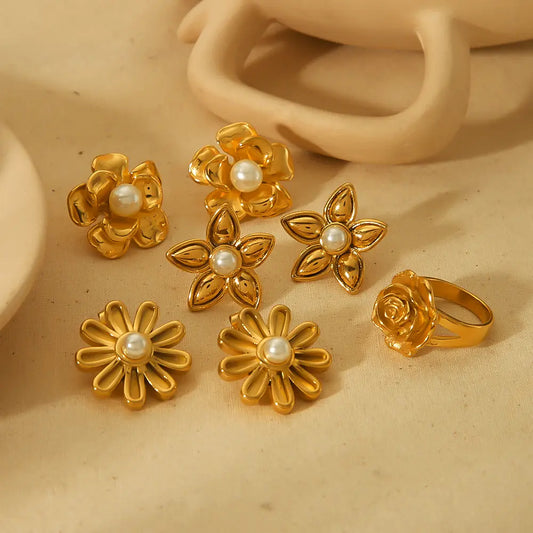 Pearl Flower Stud Earrings