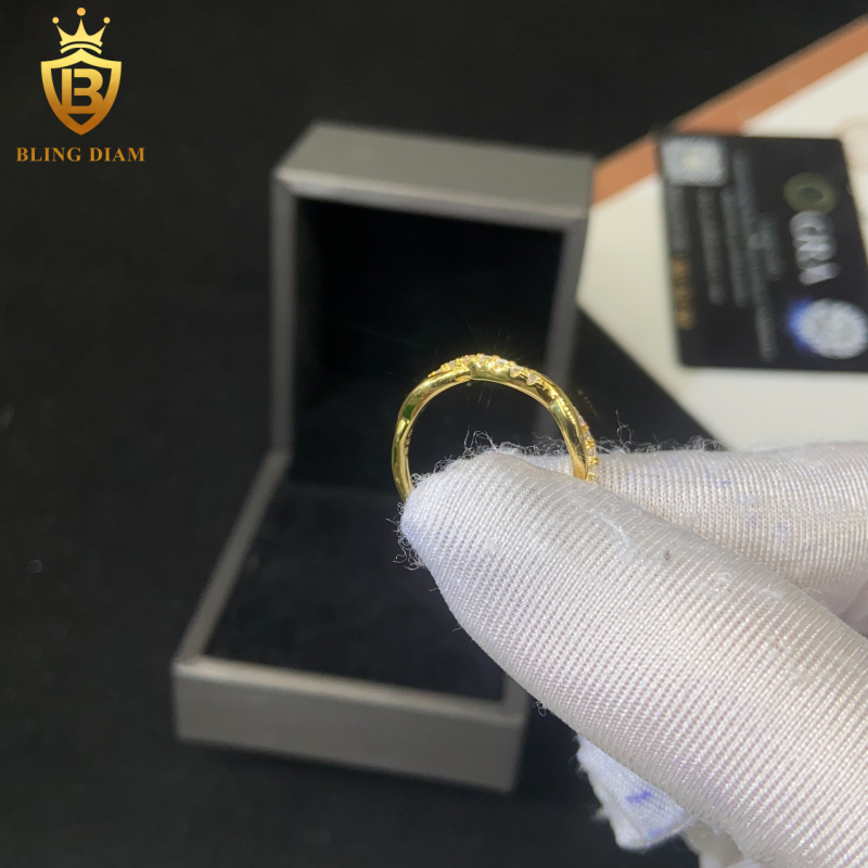 Weave-shape moissanite ring