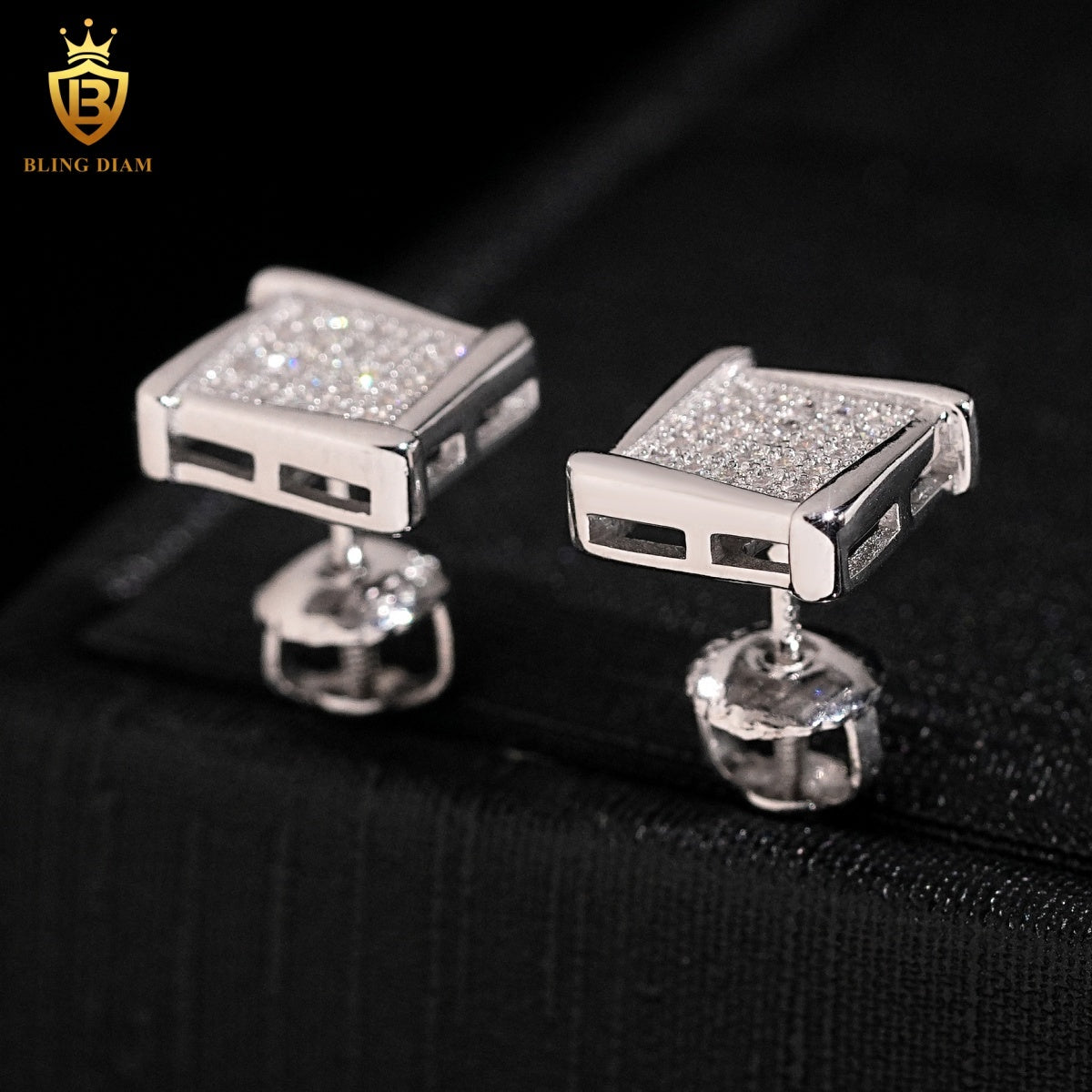 VVS1 Iced-Out Moissanite Stud Earrings