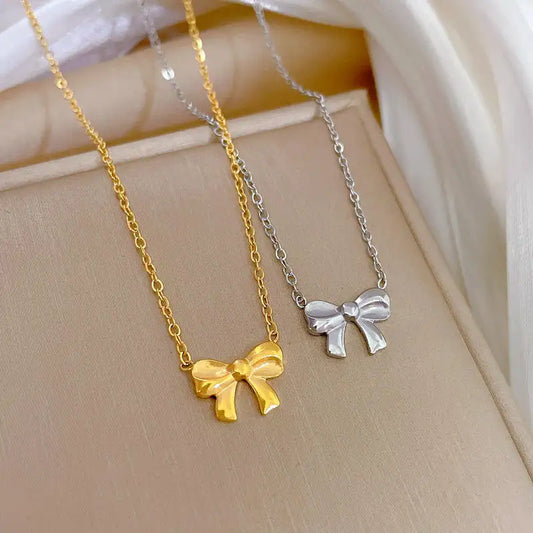 Bow Pendant Necklace