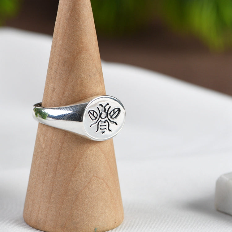 Bee Design Ring