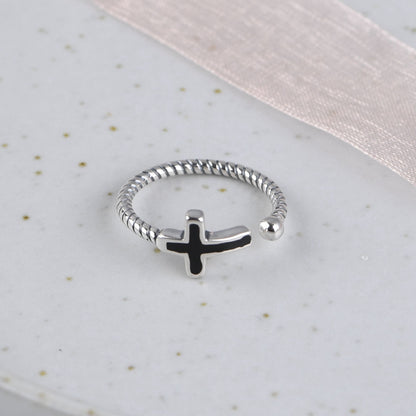 Cross Twist Open Ring