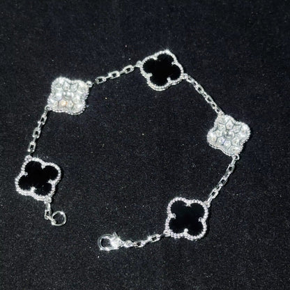 Clover Moissanite Bracelet