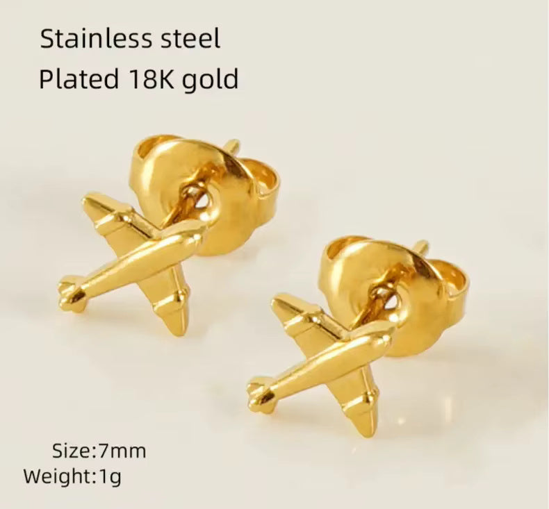Heart-shaped Stud Earrings