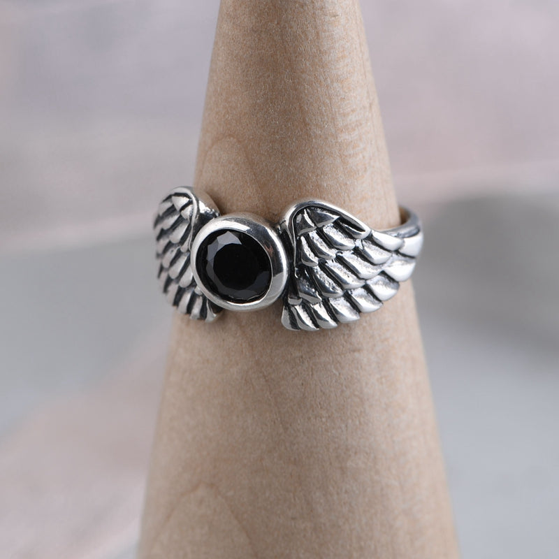 Feather Set Zircon ring