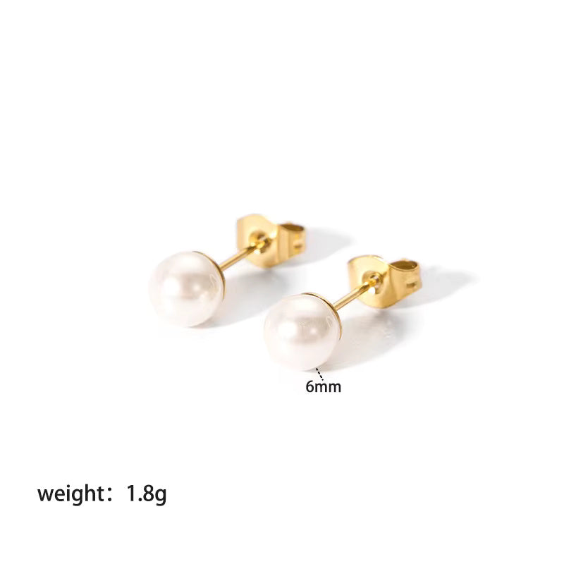 Shell Pearl Stud Earrings