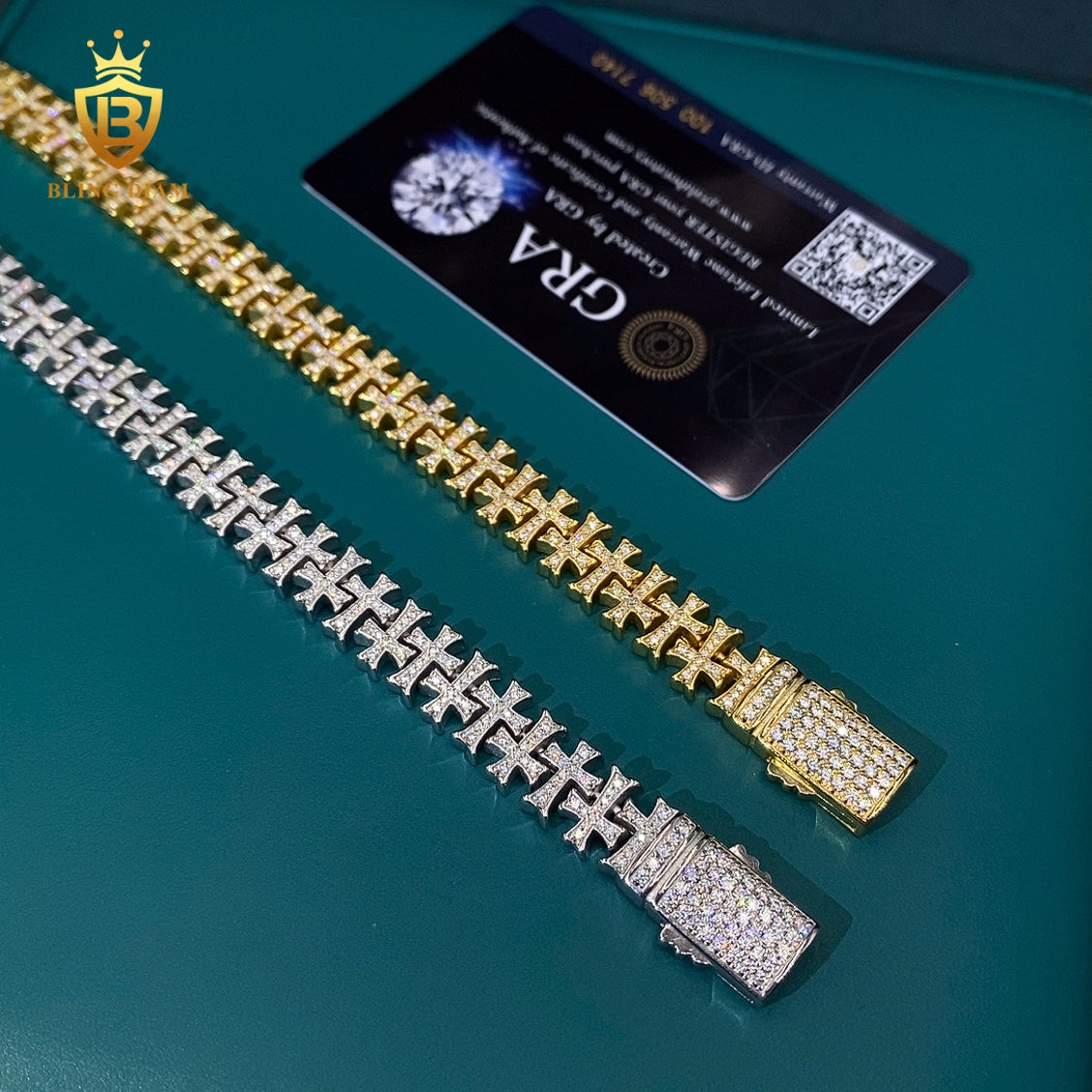 Cross 10mm Moissanite Cuban Chain