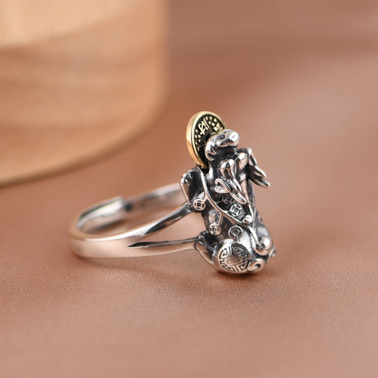 China Vintage Ring