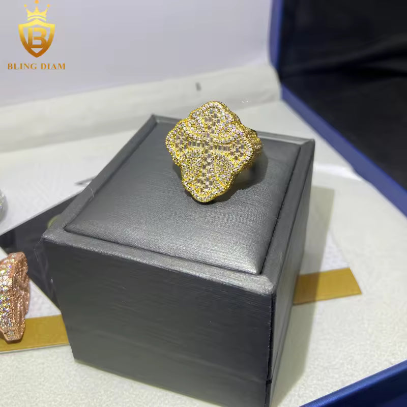 Baguette-cut cross ring