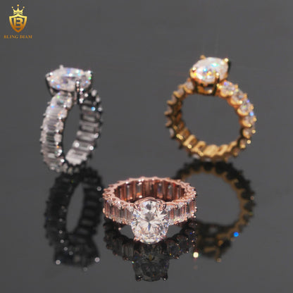 Oval-cut moissanite ring