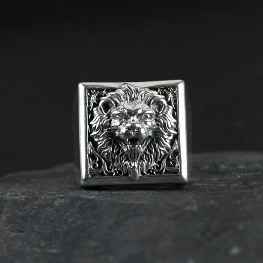 Silver Lion Ring