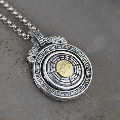 Rotating Pendant Necklace