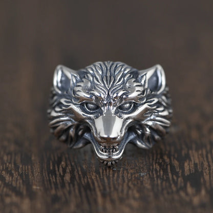 Rock Wolf Ring