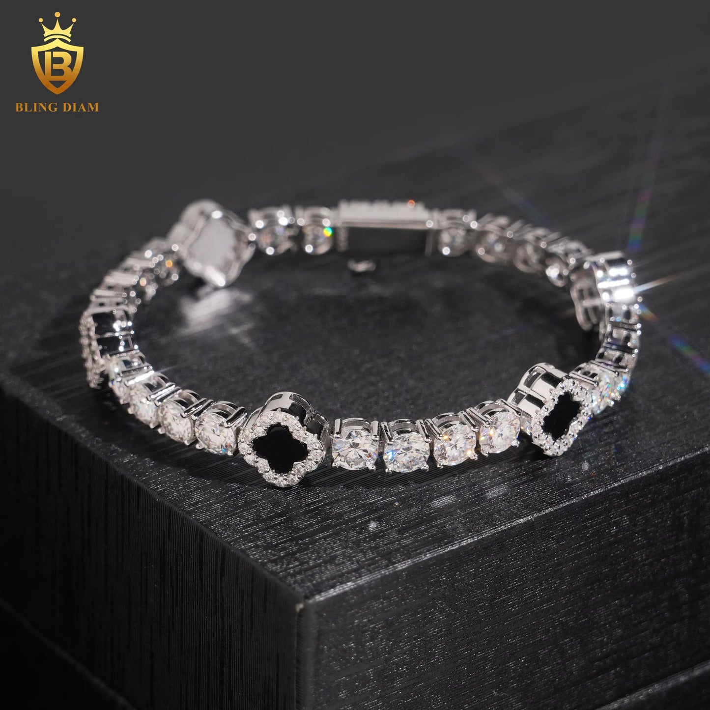 Clover Moissanite Tennis Bracelet