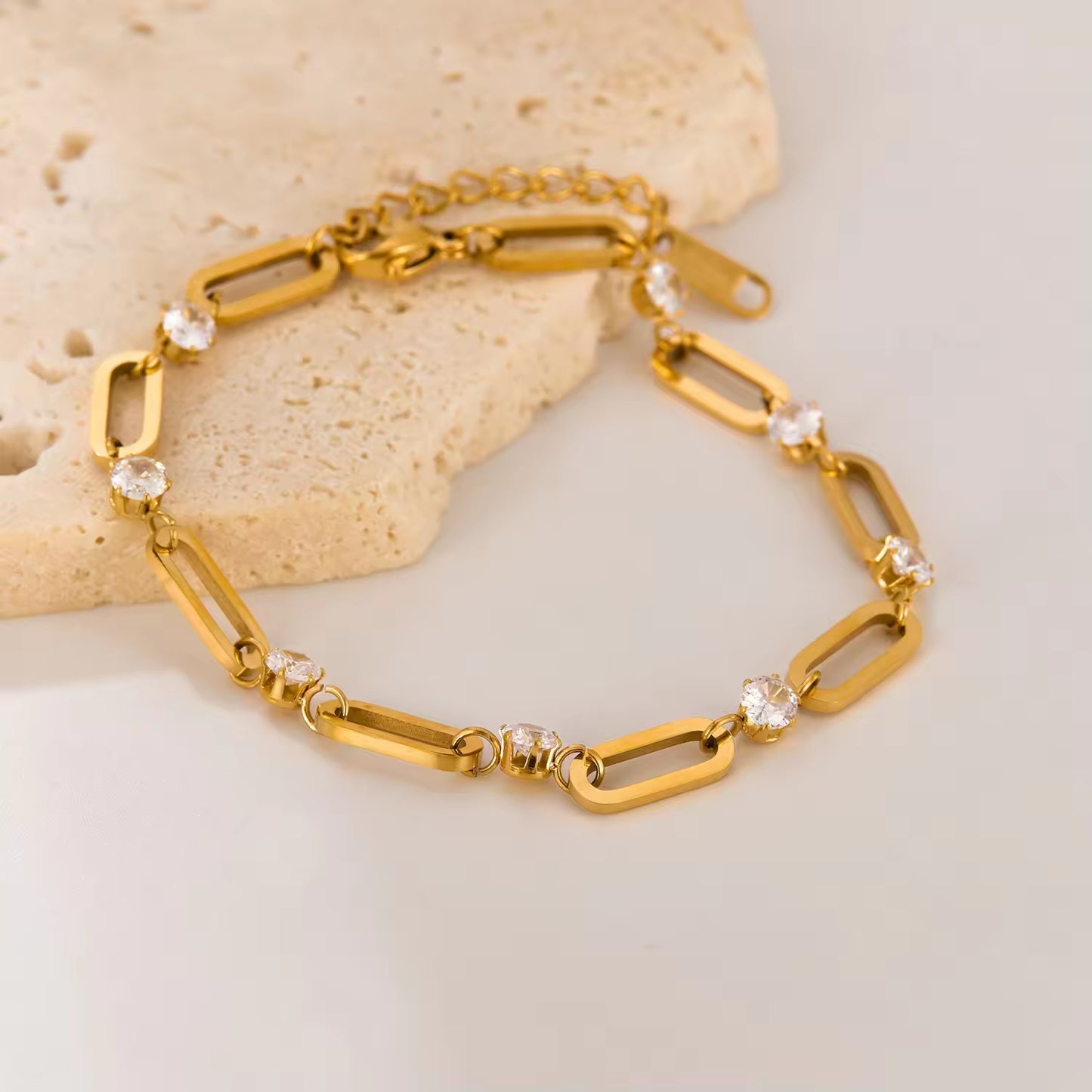 Zircon Paperclip Bracelet