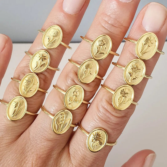 Floral Engraved Ring