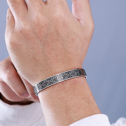 Viking C shape Bracelet